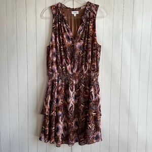Evereve size L chiffon tiered dress smocked ruffled brown purple floral v-neck